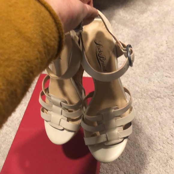 Sandals - Picture 6 of 9